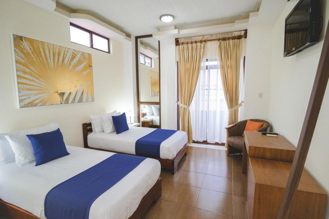 Hotel Palace Galapagos بويرتو أيورا المظهر الخارجي الصورة